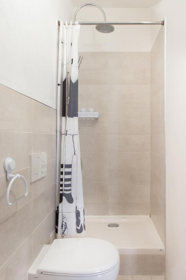 Ogliastra Apartment Rooms Cagliari Buitenkant foto
