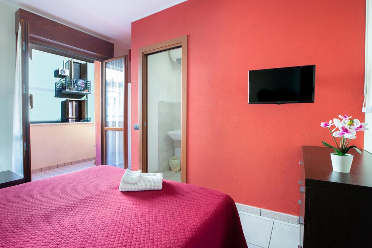 Ogliastra Apartment Rooms Cagliari Buitenkant foto